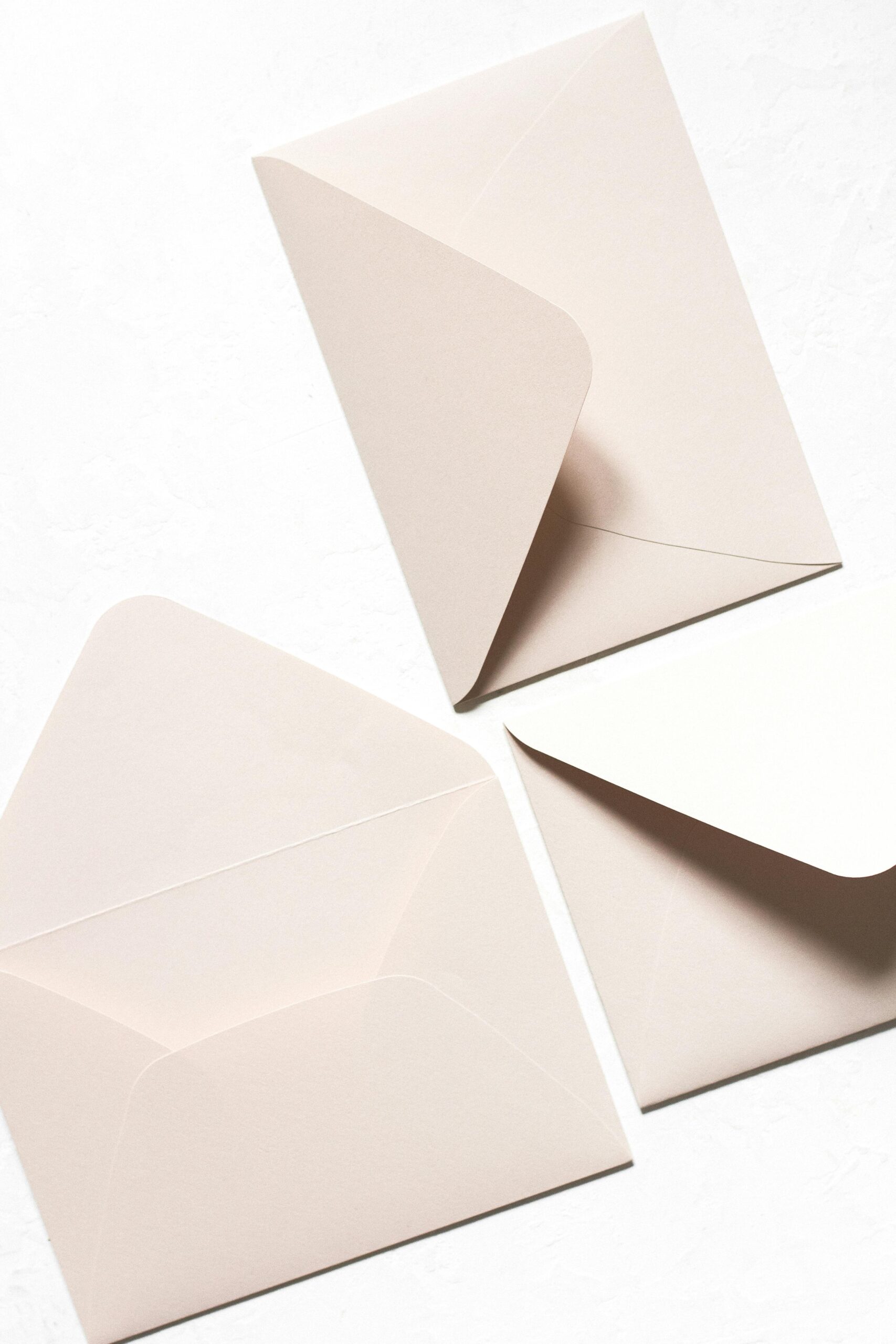 Smart Ways to Fold an Envelope for Perfect Printing in 2025