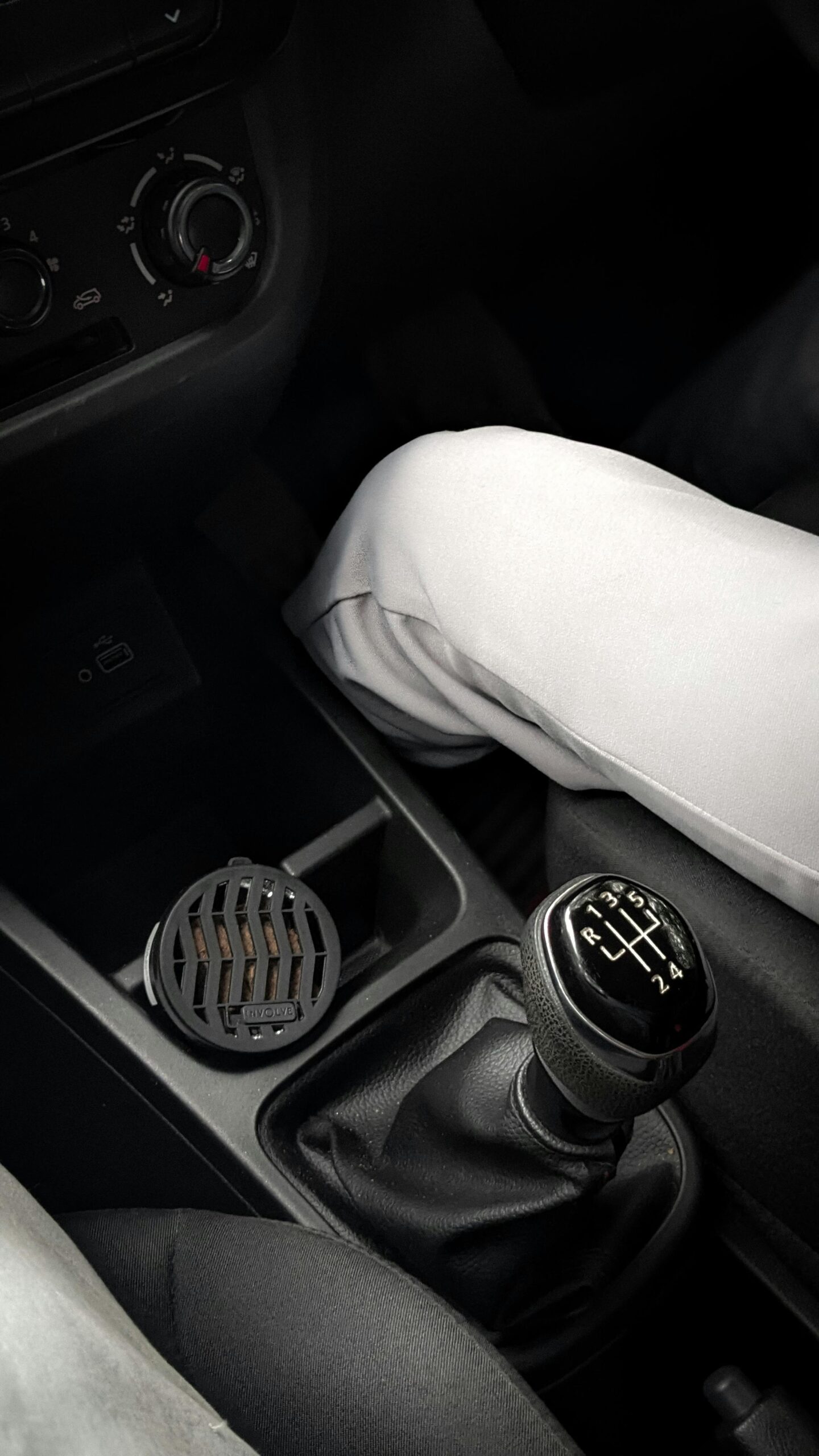 Effective Guide to How to Drive Stick: Master Manual Transmission in 2025